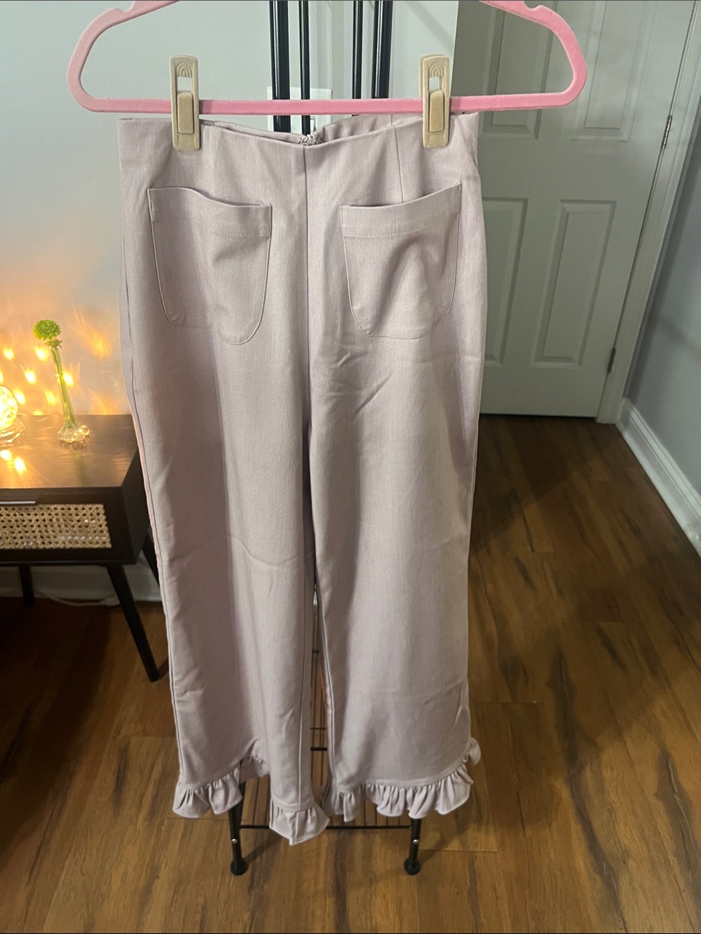 AnnieWear Ruffle Edge Hem Cropped Pants
